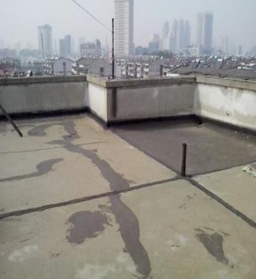 和林格尔漏水维修 楼顶漏水是什么原因，楼顶漏水维修方法是什么?